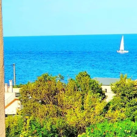 Jolie A Erbalunga- A Deux Pas De La