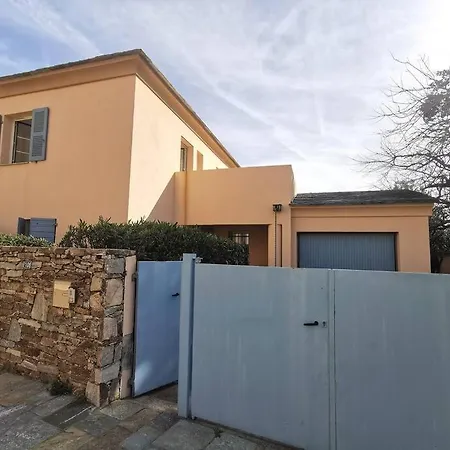 Jolie A Erbalunga- A Deux Pas De La Villa Brando