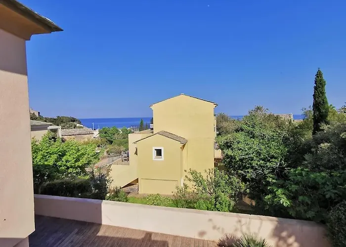 Jolie A Erbalunga- A Deux Pas De La Villa Brando